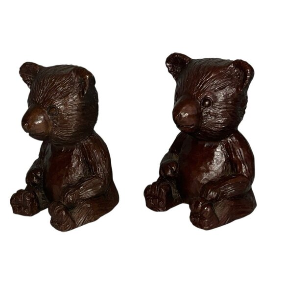 2 Twin Bear Cub Figurine 1986 Carved Pecan Shell Resin Red Mill Mfg Co 4" - Picture 2 of 5